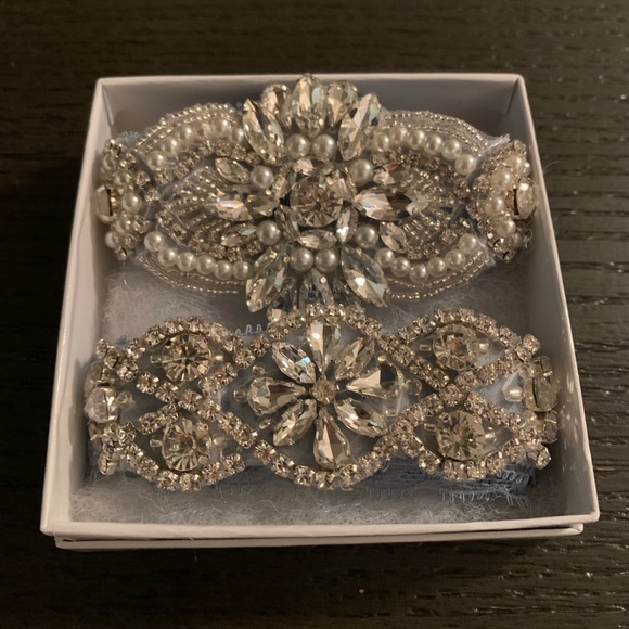 Blue lace wedding garter set - Picture 2 of 2